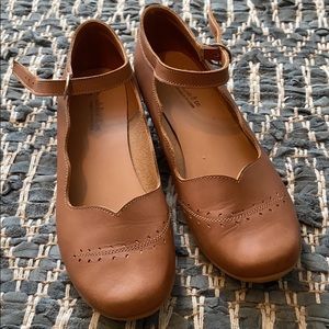 Adelisa & co Mary Janes 39